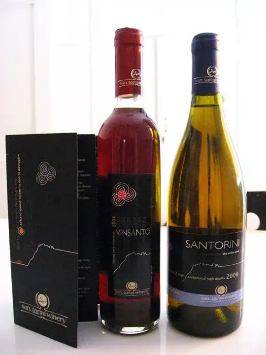 Karamolegos Santorini Winery 2008 — Συσκευασία